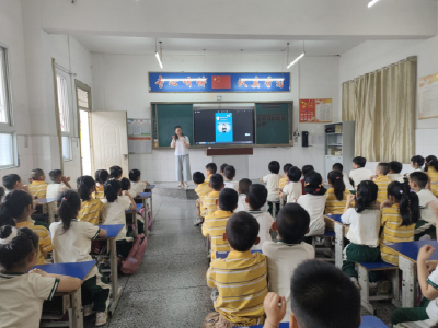 郧阳滨江新区幼儿园：小学零距离 成长初体验