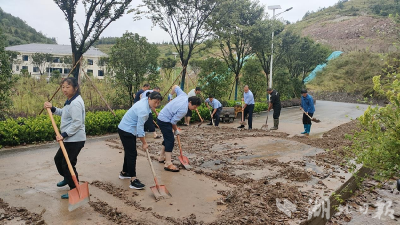 郧阳区殡葬管理所：以“迅”应汛 筑牢防汛责任堤坝