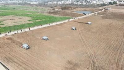 争抢竞进“开门红”|佳恒科技：“智能铁牛”赋能乡村振兴