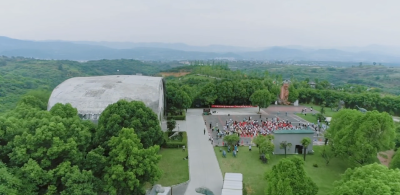 一场与“恐龙世界”的亲密接触...