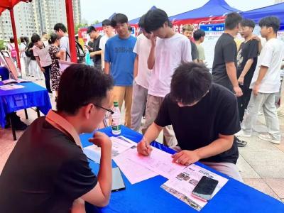 人民网聚焦郧阳区人才工作有关做法