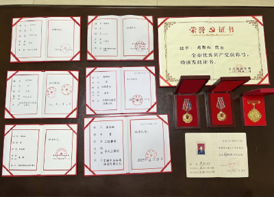 做一个让大家放心的人——“钉子警察”周劲松以生命践行诺言