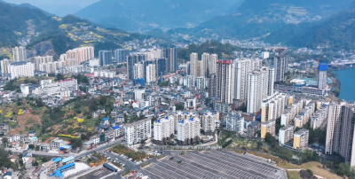 巧解山区县停车难，长阳让幸福感“停”在百姓家门口
