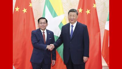 习近平会见缅甸代总统敏昂莱 
