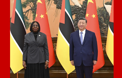 习近平会见莫桑比克总理莱维 
