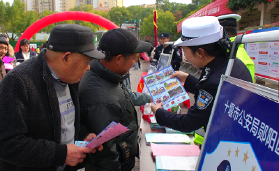 尊宪崇法｜郧阳区开展“国家宪法日”暨“宪法宣传周”活动