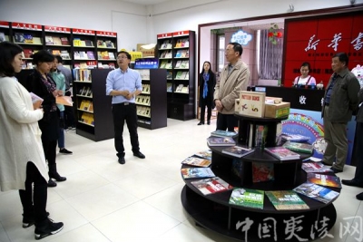 区政协科教文卫体活动组调研夷陵区校外教育