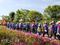 缤纷四季乡约夷陵 两千余市民齐聚生态官庄健步行