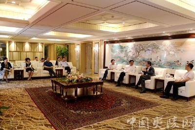 夷陵区党政代表团考察上海市企业