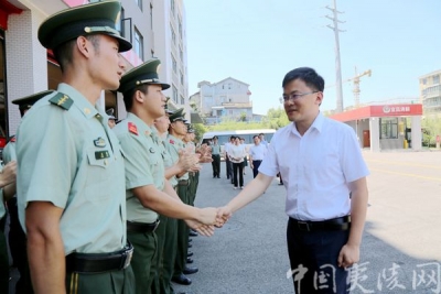 夷陵区：慰问驻夷官兵 军民同庆佳节