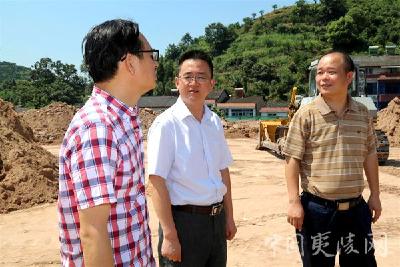 夷陵区多措并举扎实推进 确保东湖初中今秋如期开学