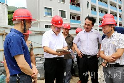 夷陵区领导调研基层党建和精准扶贫工作
