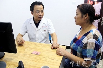 【区卫计局】夷陵区妇保计生中心开展乳腺疾病爱心义诊活动