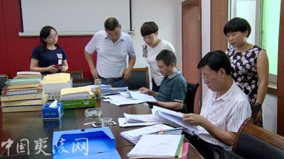 省审计厅来夷陵区检查