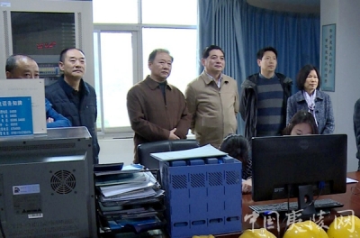 谭业明来夷陵区调研乡镇污水处理厂运转情况