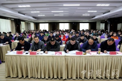 小溪塔街道强力推动“四个街道”建设