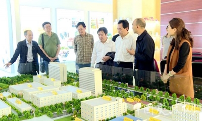 宜昌市政协调研组来夷调研主城融合项目建设