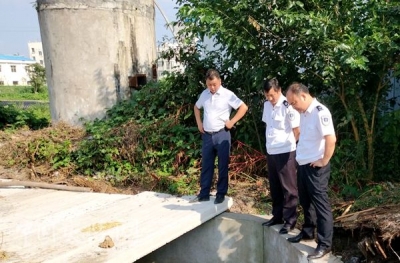 紧绷安全防线 排查风险隐患 营造良好畜牧安全生产环境