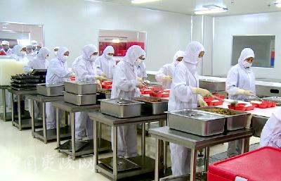 V视 |  政协委员风采——王卫东：推行中央厨房模式 为夷陵餐饮业发展加力