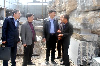 田益群检查分乡镇安全生产工作