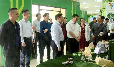 鄂州市考察团来夷陵区考察新时代文明实践中心建设