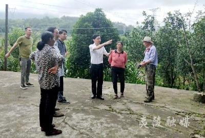加强人居环境治理 推进美丽乡村建设