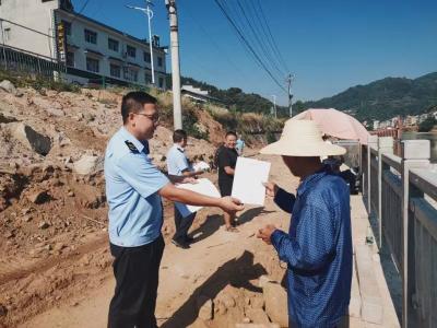 乐天溪镇：“清网”整治不停歇 禁渔普法在行动