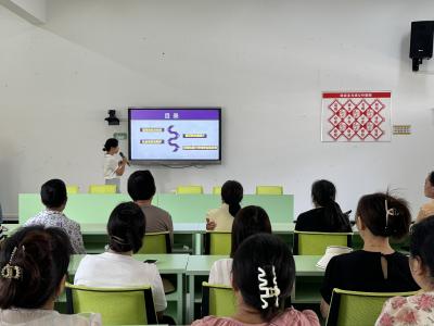 学习健康知识 筑牢安全防线