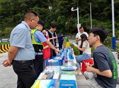 樟村坪：法治宣传进乡村 普法惠民促新风