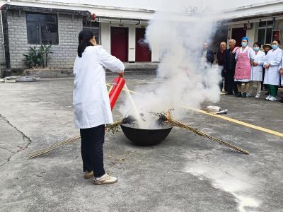 雾渡河镇农村福利院开展消防演练