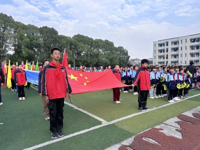 鸦鹊岭小学开展体质达标运动会