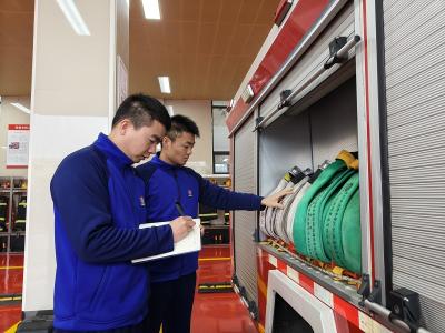 夷陵消防组织开展营区安全大检查