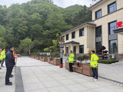 樟村坪镇开展应急抢险队伍集结演练