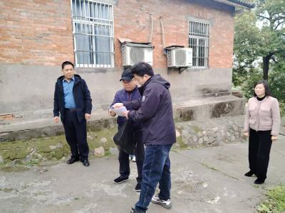 织密“防护网” 服务践于行