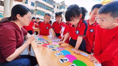 趣玩数学绘本 点亮快乐童年