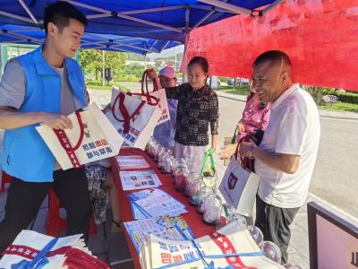 龙泉镇：助残日禁毒宣传 筑牢全民防毒安全网