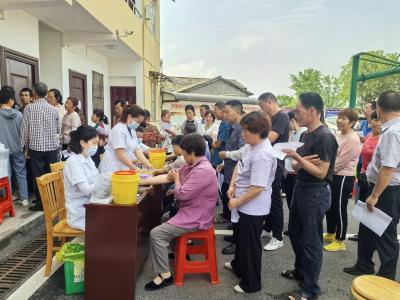健康守护暖民心  惠民服务零距离