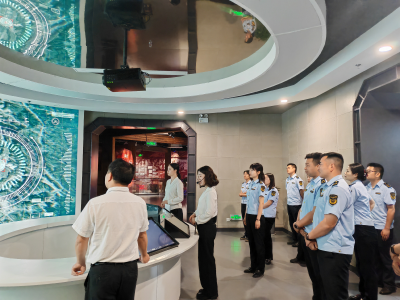 国防清风润初心 廉政纪律入心行