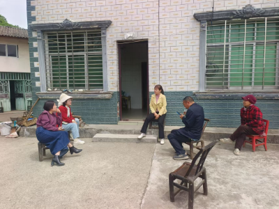 走家串户听民声，精准施策解民忧