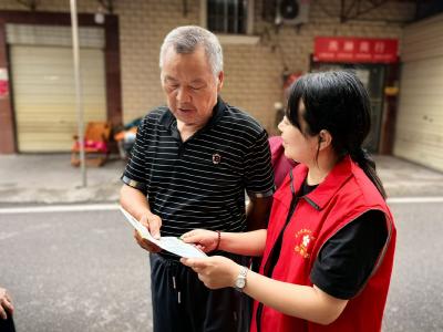垃圾分类齐参与 绿色生活共践行