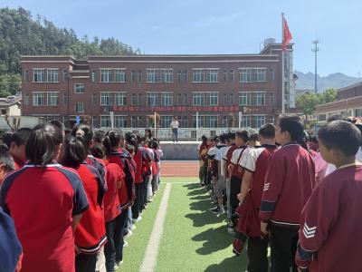 学习演练双管齐下 防震避险分秒必争