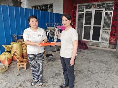 拾金不昧，诠释正能量