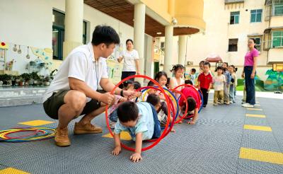 名师领航促提升 送培送教共成长