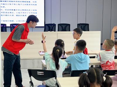 感恩母亲节 “圾”起绿色情