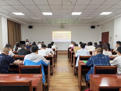 强纪提能树新风 教育培训铸铁军