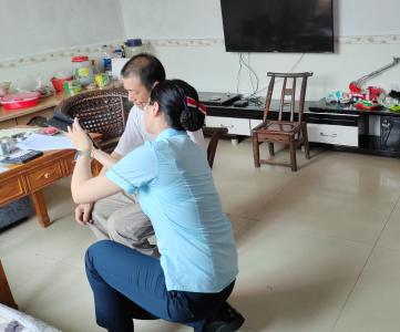 社保卡换卡“一站式”，暖心服务送到家