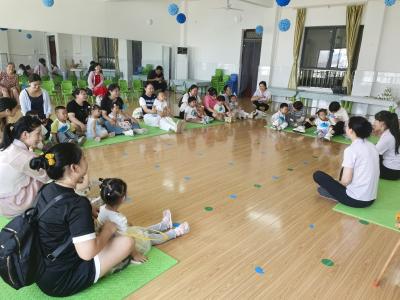 萌宝初遇幼儿园 体验活动助成长