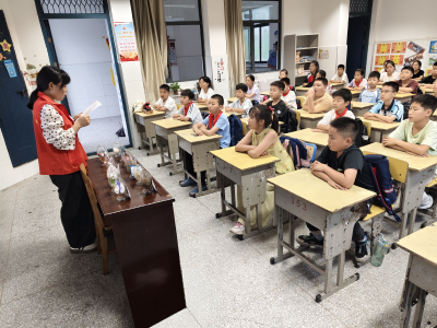 乐天溪镇：多管齐下筑防线 护航成长“童”行时