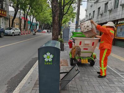 “洁”护高考路 保障“净”环境