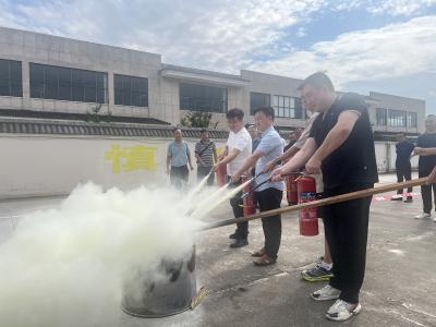 岗位实操强技能 匠心服务优保障